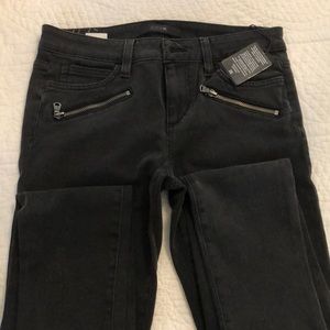 Joe’s Jean